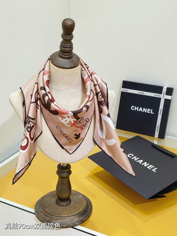 Chanel silk scarf hm13